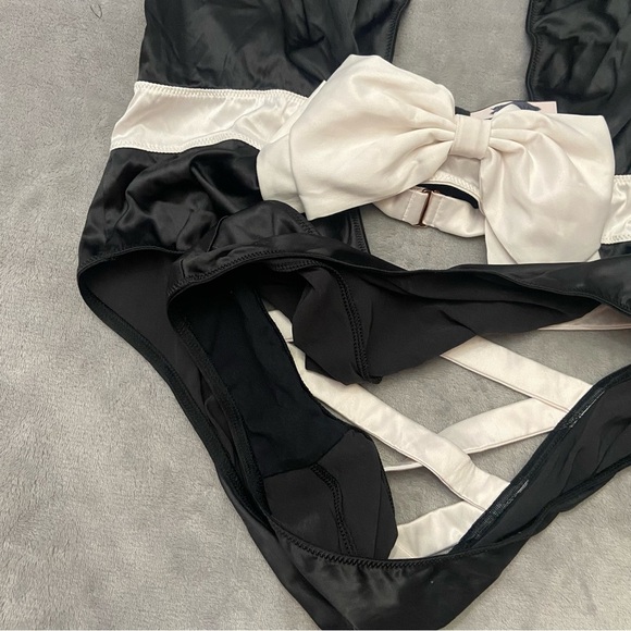 New! Victoria's Secret Tuxedo Bow-Topped High-Neck Teddy bodysuit 3154 - Picture 5 of 8